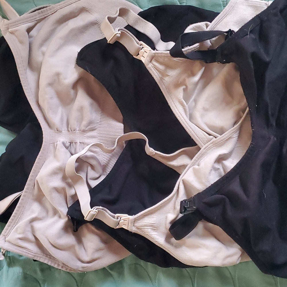 Maternity/nursing bras